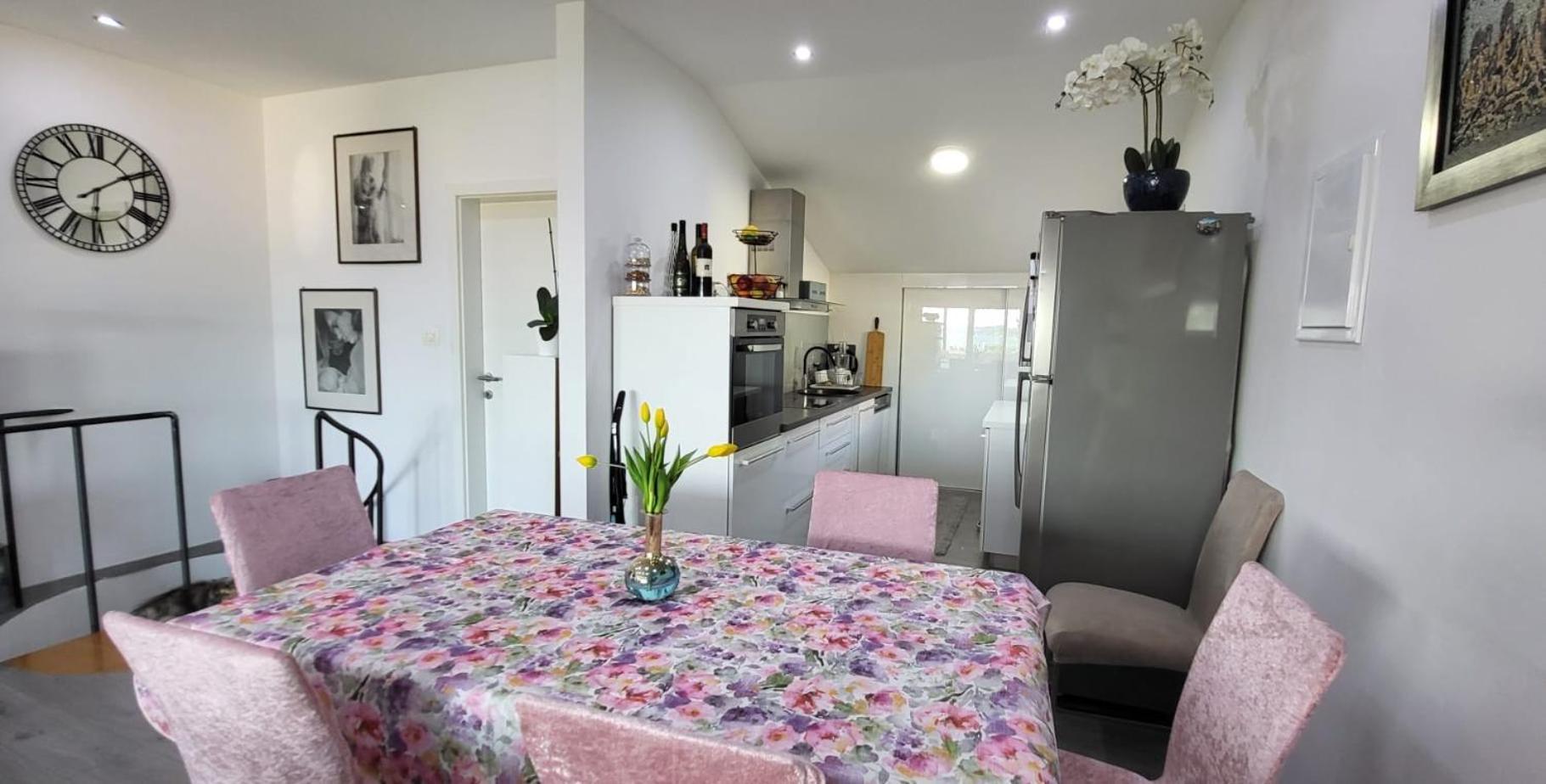 Apartment D & N Каштела Екстер'єр фото