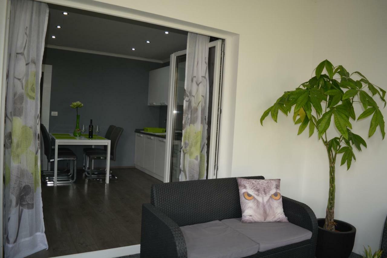 Apartment D & N Каштела Екстер'єр фото